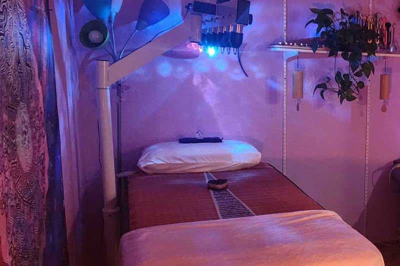 light-bedfeat Light bed.